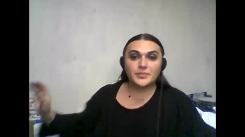 Snapshot of virgorian_enigma chatting on December 14, 6:13 am priscilla online show from December 14, 6:13 am