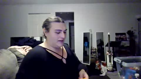 Snapshot of virgorian_enigma chatting on September 16, 5:41 am priscilla online show from September 16, 5:41 am