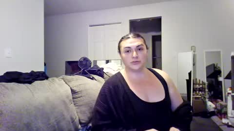 Snapshot of virgorian_enigma chatting on September 17, 4:47 am priscilla online show from September 17, 4:47 am