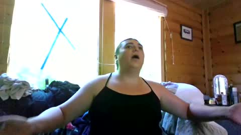 Snapshot of virgorian_enigma chatting on August 2, 6:50 pm priscilla online show from August 2, 6:50 pm