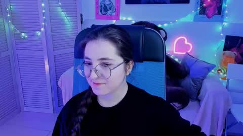 Snapshot of virtualvoyant chatting on September 10, 5:07 am your love online show from September 10, 5:07 am