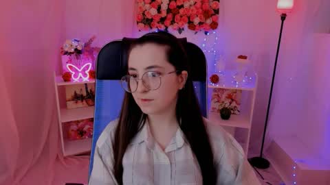 Snapshot of virtualvoyant chatting on September 17, 4:36 am your love online show from September 17, 4:36 am