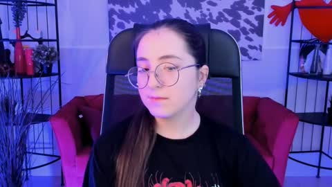 Snapshot of virtualvoyant chatting on September 24, 4:49 am your love online show from September 24, 4:49 am