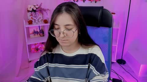 Snapshot of virtualvoyant chatting on September 26, 5:22 am your love online show from September 26, 5:22 am