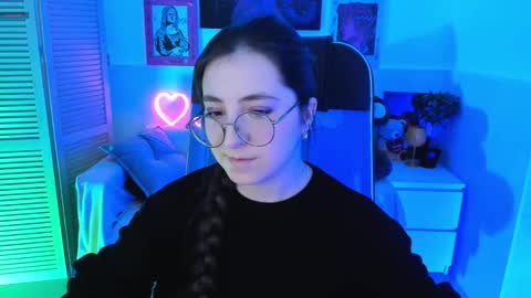 Snapshot of virtualvoyant chatting on October 13, 7:19 am your love online show from October 13, 7:19 am