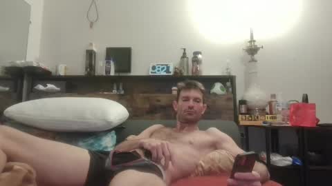 Snapshot of vislaxxx chatting on January 26, 1:20 am Pachinko De Gallo online show from January 26, 1:20 am