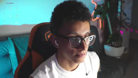 VITO BENZ online show from October 11, 2:44 am