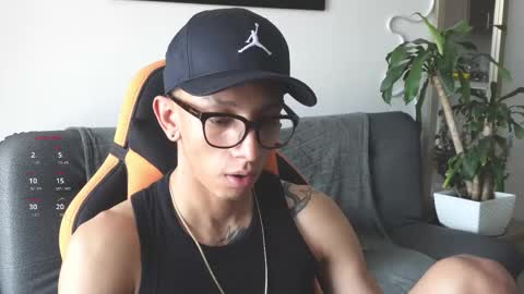 VITO BENZ online show from October 29, 1:13 pm