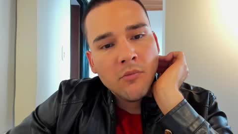 Snapshot of vito_ferrero chatting on January 21, 8:00 pm Vito Ferrer online show from January 21, 8:00 pm