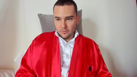 Snapshot of vito_ferrero chatting on February 9, 2:07 pm Vito Ferrer online show from February 9, 2:07 pm