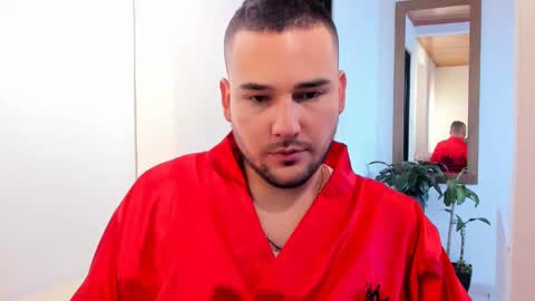 Snapshot of vito_ferrero chatting on February 16, 12:21 pm Vito Ferrer online show from February 16, 12:21 pm