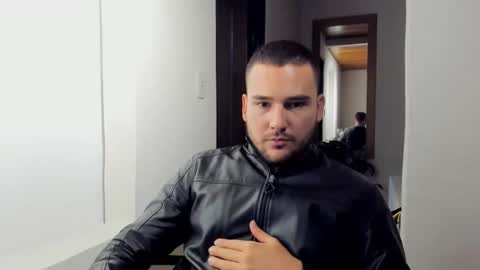 Snapshot of vito_ferrero chatting on February 22, 1:55 am Vito Ferrer online show from February 22, 1:55 am