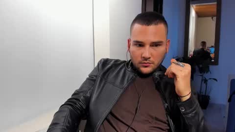 Snapshot of vito_ferrero chatting on March 4, 11:00 pm Vito Ferrer online show from March 4, 11:00 pm