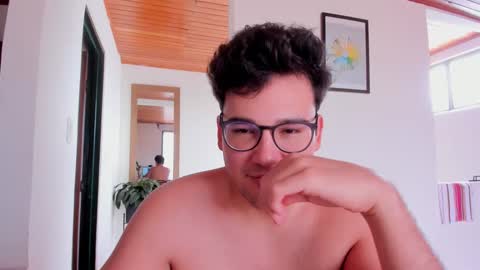 Snapshot of vito_ferrero chatting on September 10, 5:57 pm Vito Ferrer online show from September 10, 5:57 pm