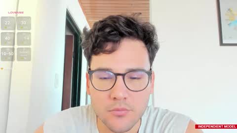 Snapshot of vito_ferrero chatting on September 13, 1:22 pm Vito Ferrer online show from September 13, 1:22 pm