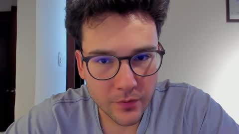 Snapshot of vito_ferrero chatting on September 23, 9:18 pm Vito Ferrer online show from September 23, 9:18 pm