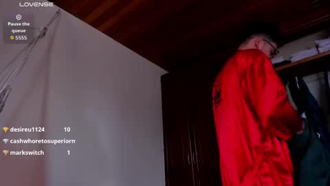 Snapshot of vito_ferrero chatting on September 27, 5:40 pm Vito Ferrer online show from September 27, 5:40 pm