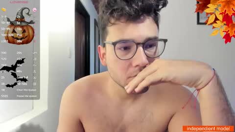 Snapshot of vito_ferrero chatting on October 7, 11:07 am Vito Ferrer online show from October 7, 11:07 am