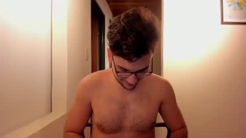 Snapshot of vito_ferrero chatting on October 17, 3:53 am Vito Ferrer online show from October 17, 3:53 am