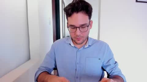 Snapshot of vito_ferrero chatting on November 8, 2:06 pm Vito Ferrer online show from November 8, 2:06 pm