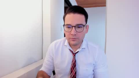 Snapshot of vito_ferrero chatting on November 10, 12:37 pm Vito Ferrer online show from November 10, 12:37 pm