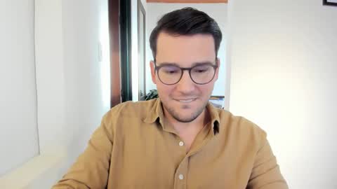 Snapshot of vito_ferrero chatting on November 13, 9:47 pm Vito Ferrer online show from November 13, 9:47 pm