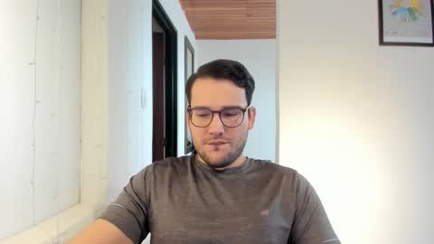 Snapshot of vito_ferrero chatting on November 27, 2:08 pm Vito Ferrer online show from November 27, 2:08 pm