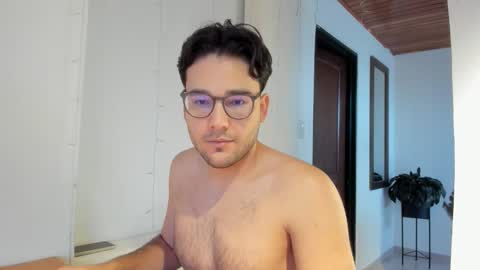 Snapshot of vito_ferrero chatting on December 14, 11:26 am Vito Ferrer online show from December 14, 11:26 am