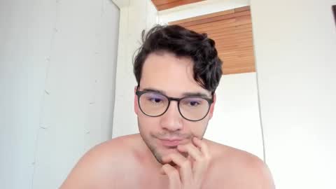 Vito Ferrer online show from January 19, 1:04 pm