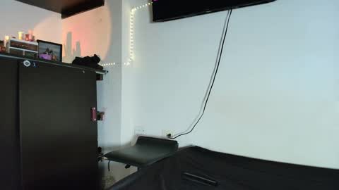 vitoriia_ online show from September 27, 10:48 pm