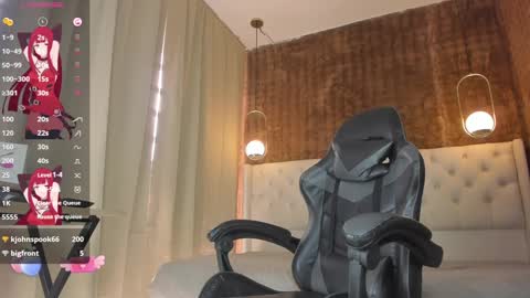 Snapshot of vitta_alfayed chatting on December 14, 5:14 pm VittaaaPlease help me with your thumbs up its important online show from December 14, 5:14 pm