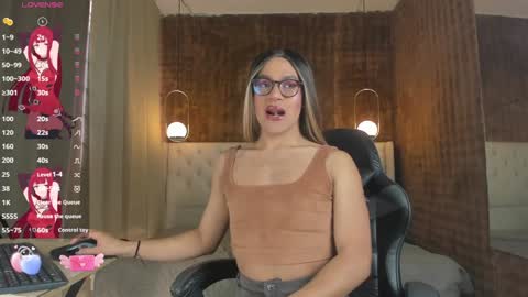 Snapshot of vitta_alfayed chatting on December 19, 12:56 pm VittaaaPlease help me with your thumbs up its important online show from December 19, 12:56 pm
