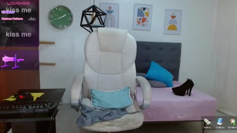 VITTORIA  online show from January 21, 5:20 pm