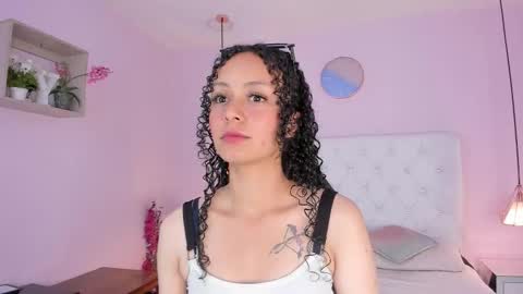 Vivi online show from February 8, 3:21 am