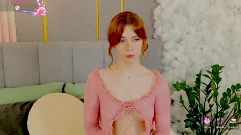 Snapshot of vivi_west chatting on July 5, 6:26 pm vivi_west online show from July 5, 6:26 pm