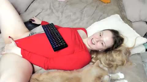 vivian_alison online show from March 12, 8:15 pm