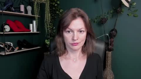 Vivian online show from March 10, 6:59 am