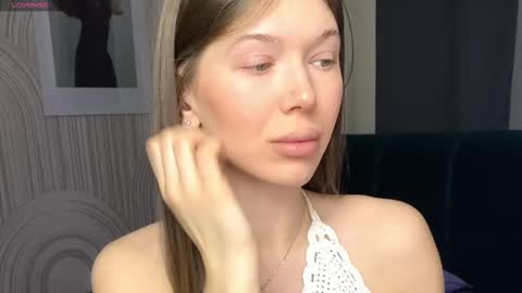 Snapshot of vivian_evans_ chatting on February 20, 1:03 am Vivian Evans online show from February 20, 1:03 am