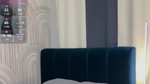 Snapshot of vivian_evans_ chatting on February 26, 1:00 am Vivian Evans online show from February 26, 1:00 am