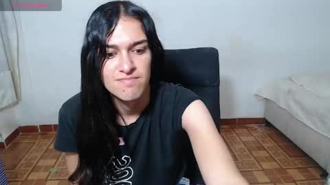 Snapshot of vivianalatin chatting on May 28, 11:40 am instagram Viviana73215 online show from May 28, 11:40 am