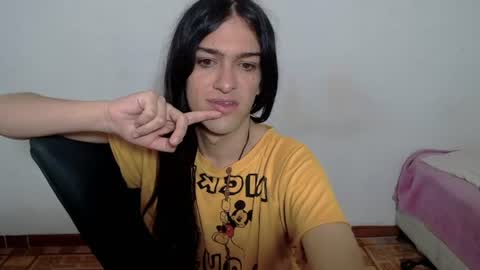instagram Viviana73215 online show from July 1, 2:07 pm