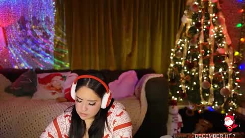 Vivi online show from December 3, 1:46 am