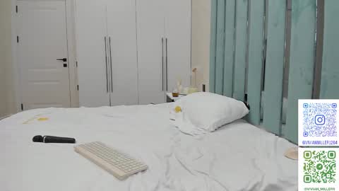 Vivian online show from March 22, 3:32 am