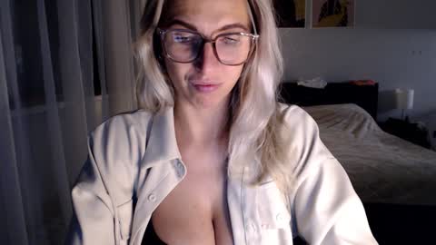 VI       online show from December 17, 5:15 pm