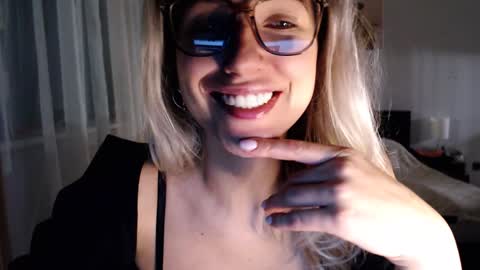 VI       online show from December 23, 4:39 pm