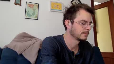 Viv online show from February 26, 9:21 am