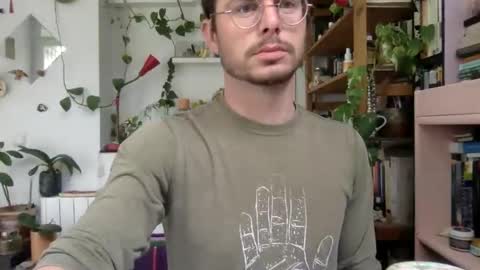 Viv online show from March 12, 9:34 am