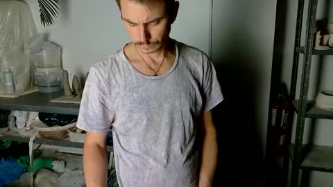 Viv online show from October 29, 11:50 pm