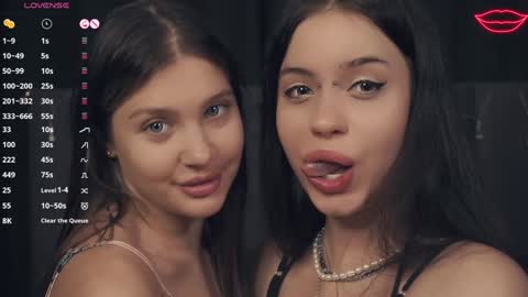 Snapshot of vivid_girls chatting on January 13, 8:15 am Nelly and Mari online show from January 13, 8:15 am