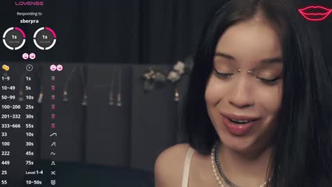 Snapshot of vivid_girls chatting on January 18, 7:17 am Nelly and Mari online show from January 18, 7:17 am